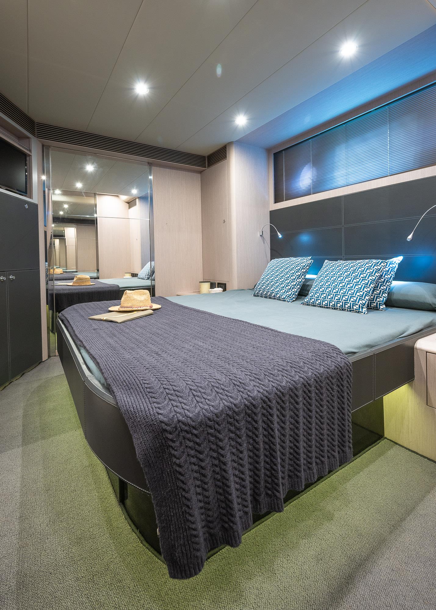 2016 RIVA 63' VIRTUS 